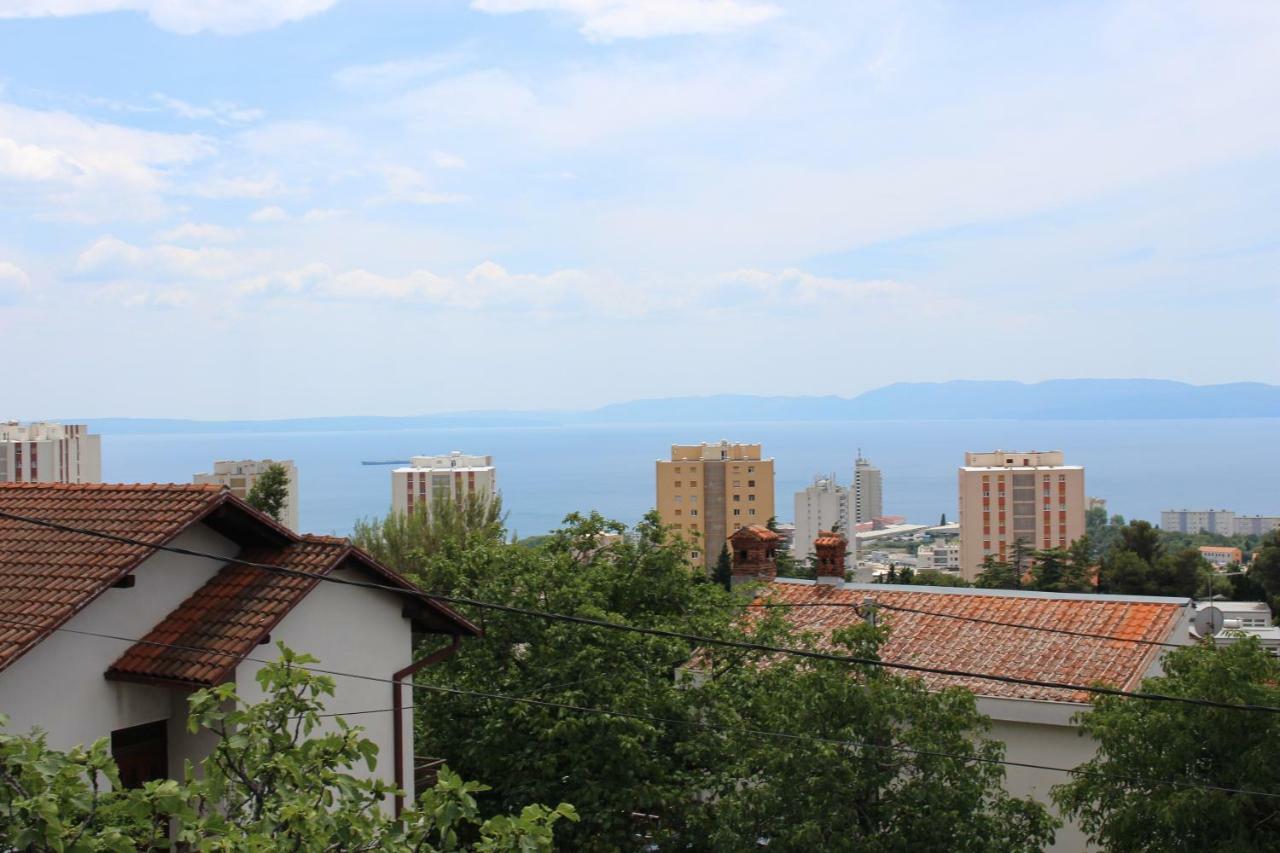Blue Moon Apartments Rijeka Exteriör bild